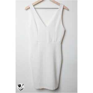 Women's Alice + Olivia Mini Dress Sz 8 White Sleeveless Sheath Textured Bodycon